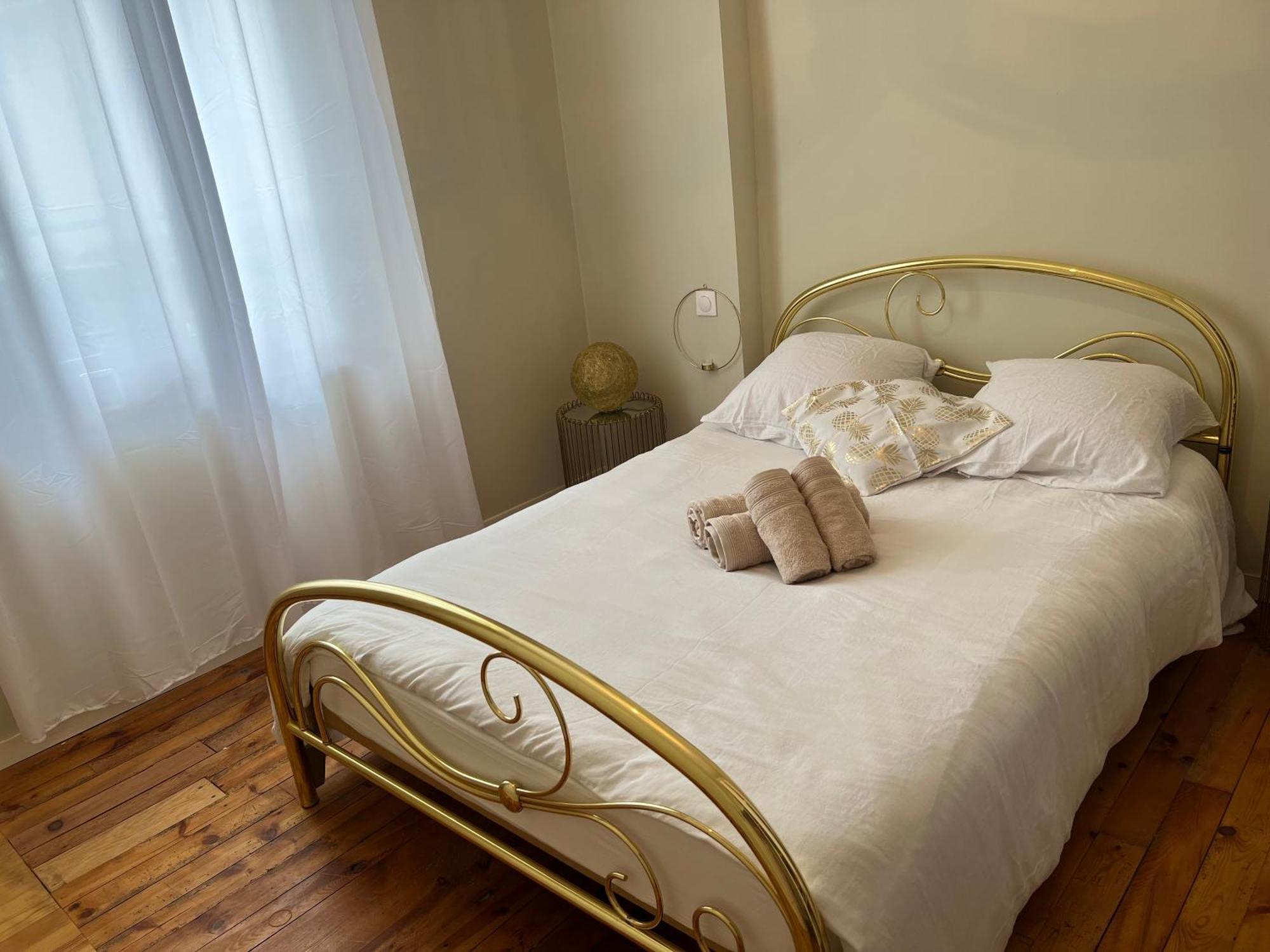 Le Nid Kalain Villa Bourg-les-Valence Luaran gambar
